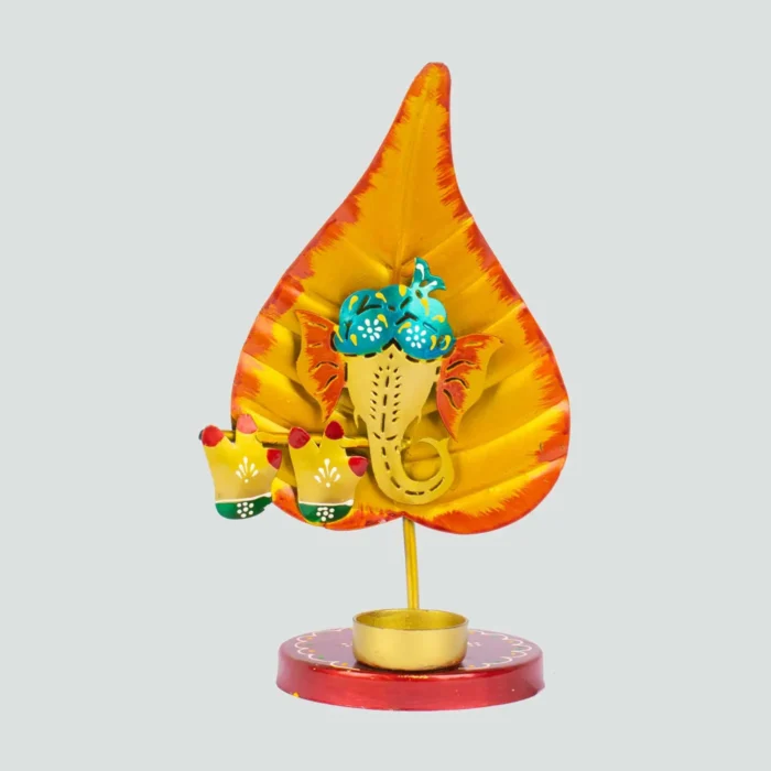 Ganesh ji on leaf (patta) handmade candle stand